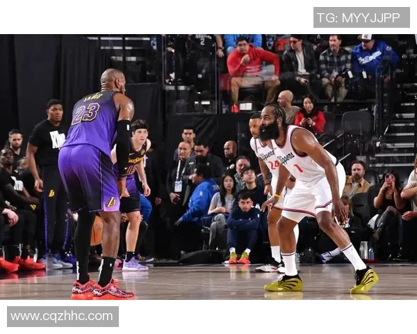 2019年快船与湖人激战回顾:洛杉矶德比的精彩瞬间与球队表现分析